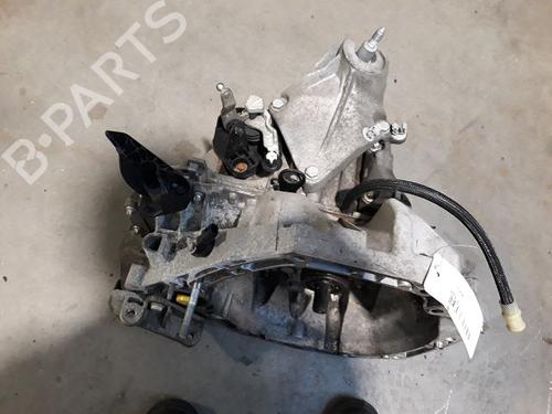 Used Gearbox RENAULT TWINGO II (CN0_) 1.5 dCi 75 (75 hp) 9319686