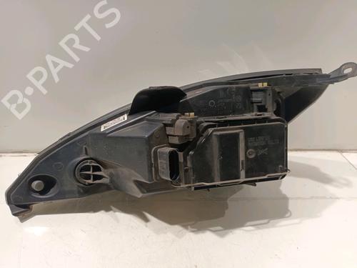 Right headlight FORD FOCUS I (DAW, DBW) 1.8 TDCi | BP16637396C29 