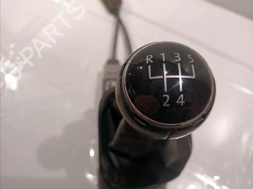 Gear lever VW GOLF VI (5K1) 1.6 TDI | BP14947088M90 
