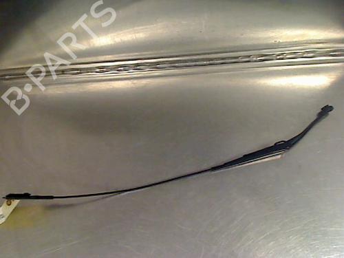 Used Front windshield wiper arm FIAT PUNTO EVO (199_) 1.3 D Multijet (199AXC1A, 199BXC1A, 199AXT1A, 199BXT1A) (75 hp) 14869500