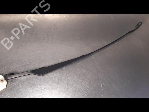 Used Front windshield wiper arm LAND ROVER FREELANDER I (L314) 2.0 Td4 4x4 (109 hp) 14869597
