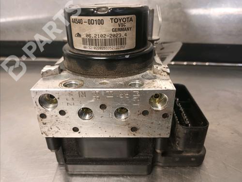 ABS pump TOYOTA YARIS (_P13_) 1.0 (KSP130_, KSP130) | BP10714288M43 