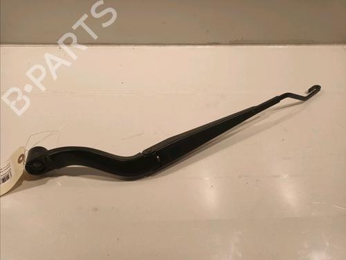 Used Front windshield wiper arm RENAULT KOLEOS II (HC_) 1.7 BLUE dCi 150 (HCA7) (150 hp) 14949986