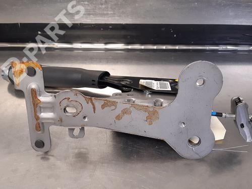 Hand brake PEUGEOT 208 I (CA_, CC_) 1.2 THP 110 | BP9335964I18 