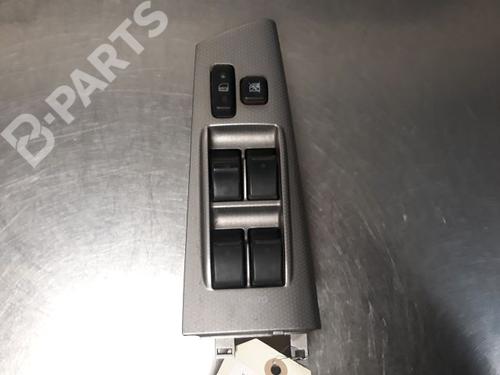 Used Switch TOYOTA COROLLA (_E12_) 1.4 D (NDE120_, NDE120R) (90 hp) 9329667