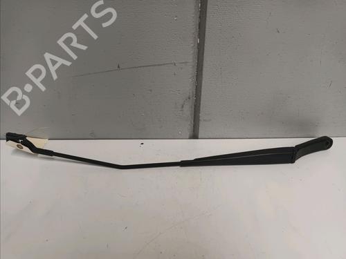 Used Front windshield wiper arm VW GOLF VII (5G1, BQ1, BE1, BE2) 1.6 TDI (115 hp) 14869642