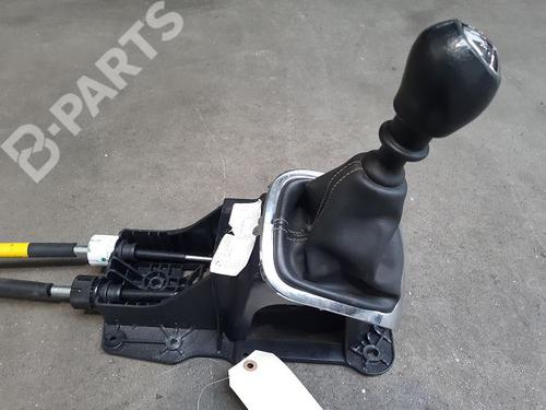 Gear lever RENAULT MEGANE III Hatchback (BZ0/1_, B3_) 1.5 dCi (BZ09, BZ0D, BZ1W, BZ29, BZ14) | BP9335921M90 