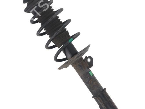 Høyre foran støtdemper TOYOTA YARIS (_P9_) 1.4 D-4D (NLP90_, NLP90R) (90 hp) 30525433