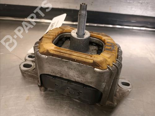 Used Engine mount Engine mount CITROËN C5 III (RD_) 2.0 HDi 165 (RDRHHA, RDRHH8) (163 hp) 10058309 10058309