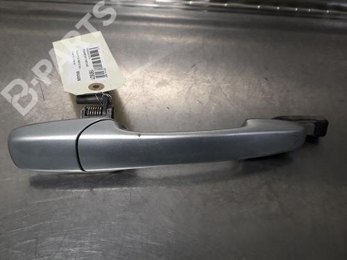 Used Front right exterior door handle Front right exterior door handle MAZDA 6 Hatchback (GG) 2.0 DI (GG14) (136 hp) 9325319 9325319