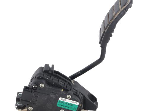 Used Pedal Pedal RENAULT MASTER II Van (FD) 2.5 dCi (FD02) (101 hp) 39661238 39661238