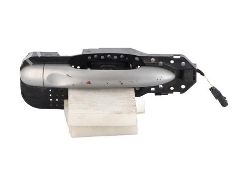 Używane Klamka zewnętrzna drzwi przednich prawych RENAULT SCÉNIC III (JZ0/1_) 1.5 dCi (106 hp) 27815282
