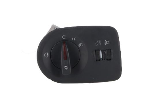 Used Headlight switch SEAT IBIZA IV (6J5, 6P1) 1.4 TDI (80 hp) 22616193
