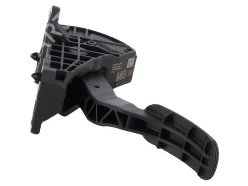 Pedal TOYOTA YARIS (_P21_, _PA1_, _PH1_) 1.5 Hybrid (MXPH10, MXPH11) | BP30338372I4