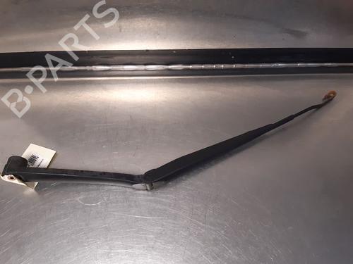 Used Front windshield wiper arm KIA CARNIVAL / GRAND CARNIVAL III (VQ) 2.9 CRDi (185 hp) 20601436