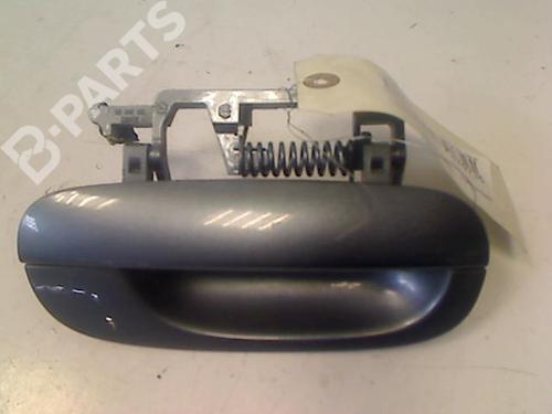 Used Front right exterior door handle Front right exterior door handle PEUGEOT 607 (9D, 9U) 2.0 HDI (136 hp) 9318094 9318094