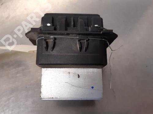 Used Heater resistor RENAULT MEGANE III Grandtour (KZ0/1) 2.0 dCi (KZ0L) (160 hp) 11676739