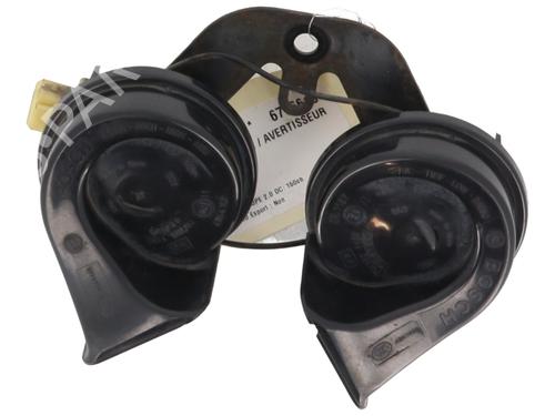 Used Horn RENAULT LAGUNA Coupe (DT0/1) 2.0 dCi (DT01, DT08, DT09, DT0K, DT12, DT1C, DT1D, DT1M,... (150 hp) 25044138