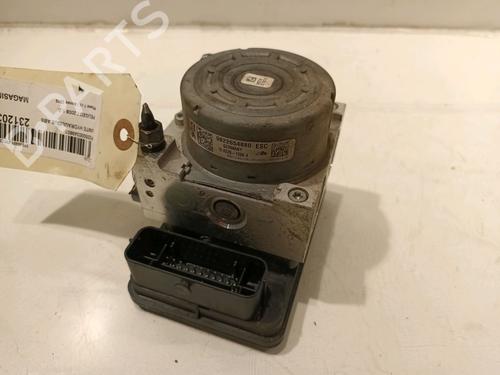 Used ABS pump PEUGEOT 2008 I (CU_) 1.2 THP 110 / PureTech 110 (110 hp) 14947590