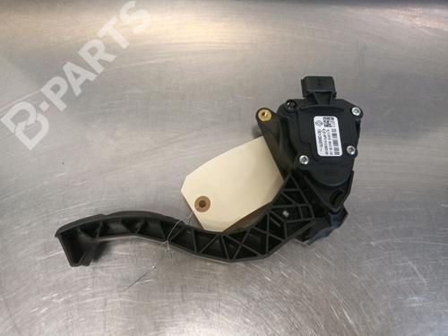 Pedal RENAULT CLIO V (B7_) 1.3 TCe 130 (B7MF) (131 hp) 10158992