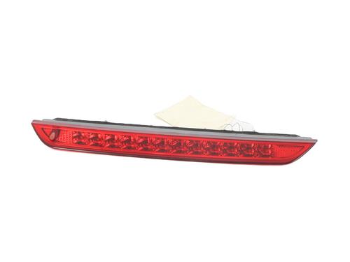 Terzo stop Terzo stop PEUGEOT 5008 II (MC_, MJ_, MR_, M4_) 1.6 THP 165 (M45GZW, M45GYW, M45GYV) (165 hp) 37259036 37259036