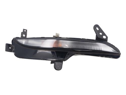 left-front-indicator-renault-megane-iv-hatchback-b9amn_-2015-36488910 main image