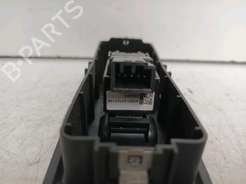 Right front window switch LAND ROVER RANGE ROVER SPORT I (L320) 3.6 D 4x4 | BP13301093I26 