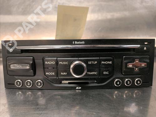 Used Radio PEUGEOT 5008 (0U_, 0E_) 1.6 HDi (110 hp) 10919601