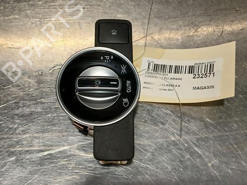 Used Headlight switch MERCEDES-BENZ A-CLASS (W176) A 200 CDI / d (176.008) (136 hp) 17452566