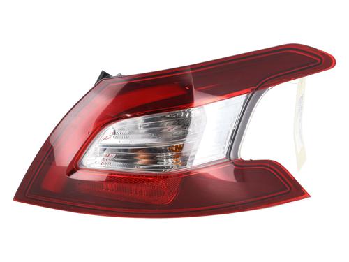right-taillight-peugeot-308-ii-lb_-lp_-lw_-lh_-l3_-2013-2014-2015-2016-2017-2018-2019-2020-2021-31752113 main image