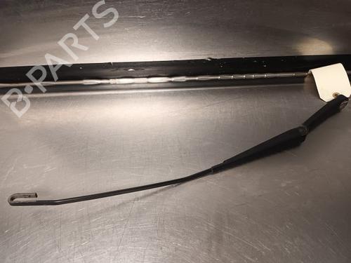Used Front windshield wiper arm SEAT IBIZA III (6L1) 1.9 TDI (131 hp) 14869603