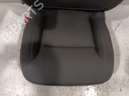 Left front seat RENAULT TRAFIC III Bus (JG_) 2.0 dCi 150 (JGMU) | BP36595318C15 - Image 2