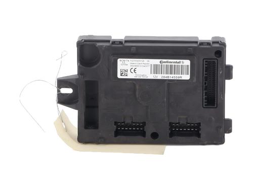 Used Fuse box Fuse box 37192110 37192110