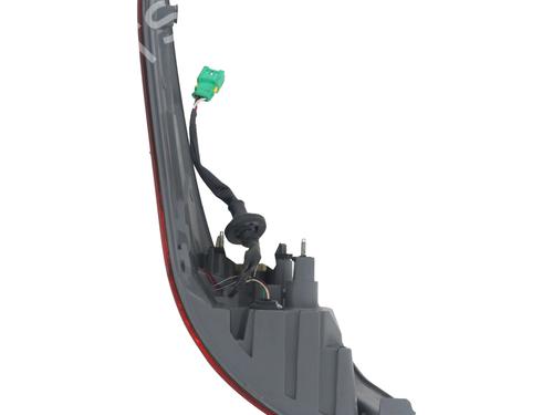 Right taillight RENAULT LATITUDE (L70_) 2.0 dCi 150 (L70H) | BP31012156C35 