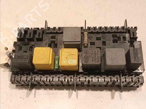 Used Fuse box Fuse box MERCEDES-BENZ GLA-CLASS (X156) GLA 220 CDI 4-matic (156.905) (170 hp) 16520723 16520723