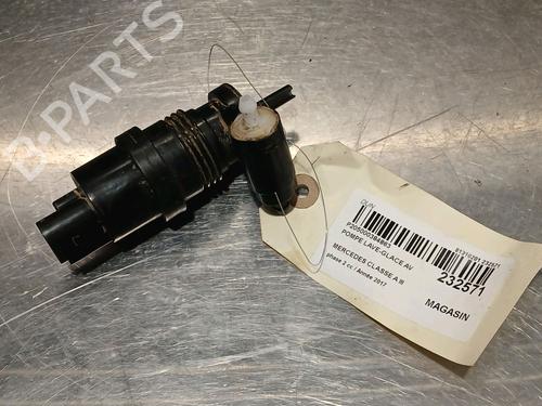 Used Washer pump MERCEDES-BENZ A-CLASS (W176) A 200 CDI / d (176.008) (136 hp) 17452631