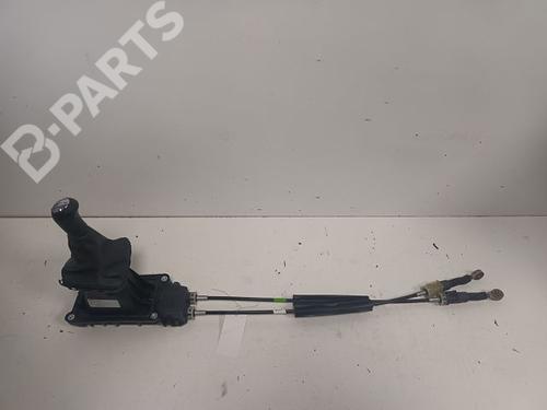Used Gear lever Gear lever RENAULT CAPTUR I (J5_, H5_) 1.5 dCi 90 (J5N4, J5M5, J5MW, J5M6, J5AL, J5AJ) (90 hp) 9339479 9339479