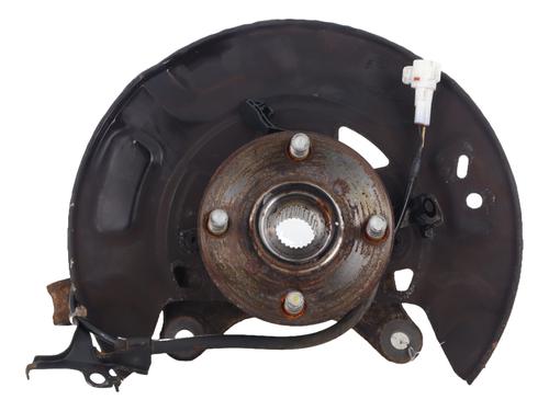 Used Left front steering knuckle Left front steering knuckle TOYOTA YARIS (_P13_) 1.0 (KSP130_, KSP130) (69 hp) 39967452 39967452