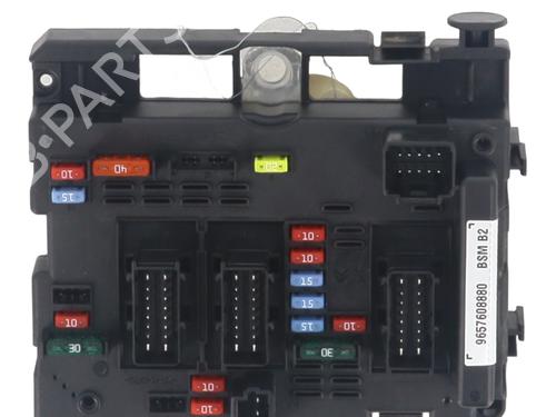 Used Fuse box PEUGEOT 206+ (2L_, 2M_) 1.4 HDi eco 70 (68 hp) 29419698