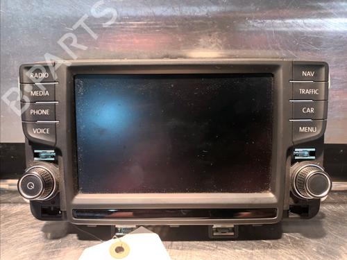 Used Radio VW POLO V (6R1, 6C1) 1.2 TSI 16V (90 hp) 14948048