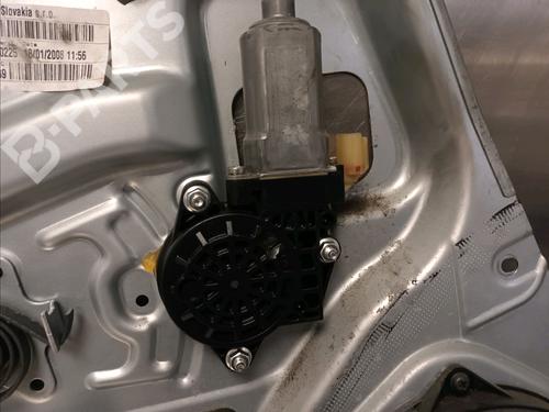 Front left window mechanism KIA SPORTAGE II (JE_, KM_) 2.0 CRDi | BP9451879C22 