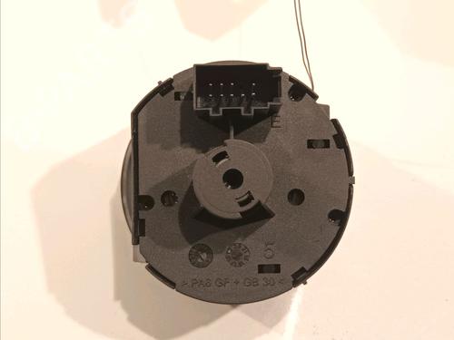 Headlight switch VW GOLF VII (5G1, BQ1, BE1, BE2) 1.5 TSI | BP14947977I24 