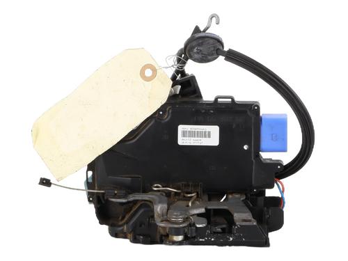 Cerradura puerta delantera derecha VW CADDY III Box Body/MPV (2KA, 2KH, 2CA, 2CH) 2.0 TDI 16V (140 hp) 9331114