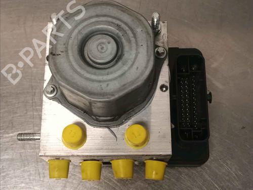 Used ABS pump RENAULT KANGOO Express (FW0/1_) Z.E. (FW0Z, FW1Z) (60 hp) 29624791