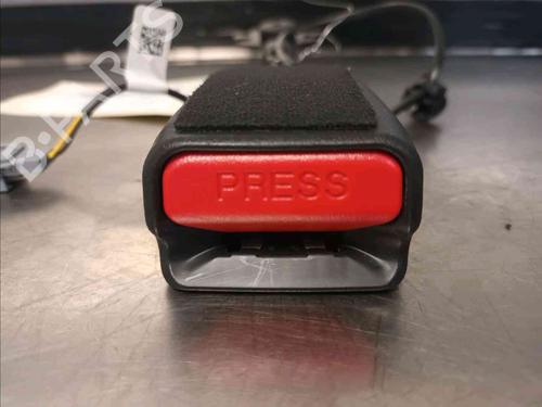 Seat buckle NISSAN JUKE (F16_) DIG-T 117 | BP20602912I32 
