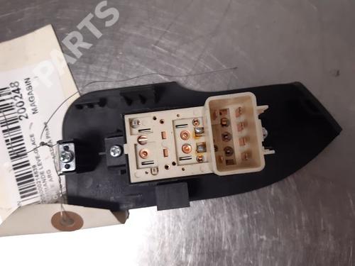 Left rear window switch CHEVROLET CAPTIVA (C100, C140) 2.0 D | BP9330257I29 