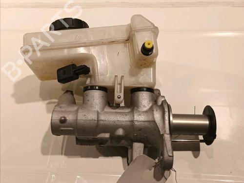 Used Brake master cylinder VW GOLF VII (5G1, BQ1, BE1, BE2) 1.5 TSI (130 hp) 14947611