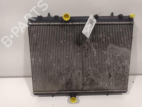 Used Water radiator Water radiator 38301486 38301486