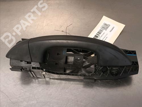 Used Rear left exterior door handle VW GOLF VI (5K1) 2.0 TDI (110 hp) 12065537