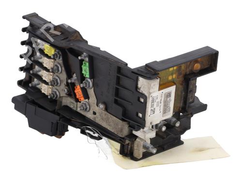 Used Fuse box PEUGEOT 5008 (0U_, 0E_) 1.6 HDi (110 hp) 30633565